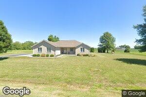 303 Illinois Ave, Gillespie, IL 62033