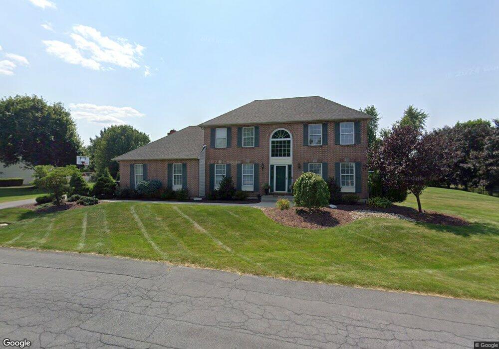 461 Hemlock Ln, Nazareth, PA 18064 - photo 1