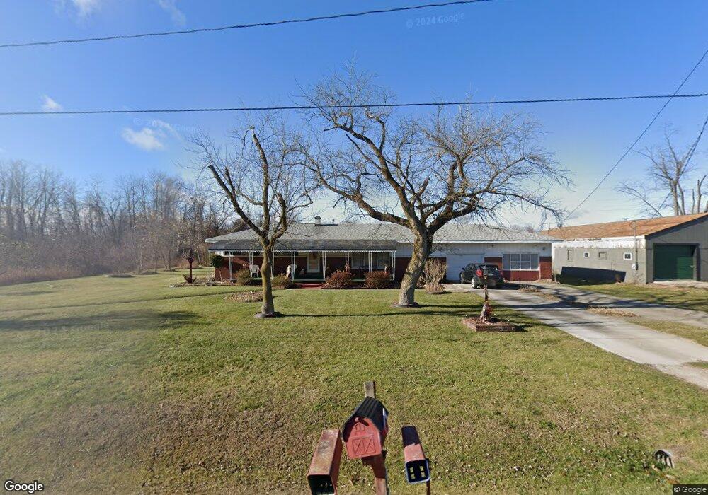 1481 36th St, Port Huron, MI 48060 - photo 1