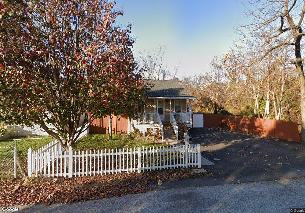 2710 Arbutus Ave, Halethorpe, MD 21227 - photo 1