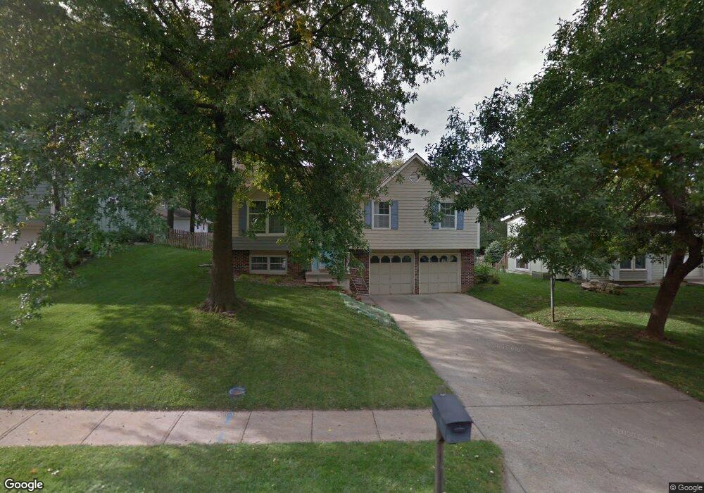 15413 W 81st St, Lenexa, KS 66219 - photo 1