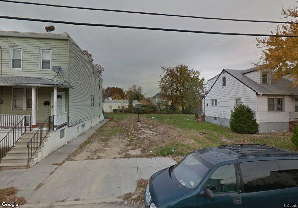 11 W Pitman St, Penns Grove, NJ 08069 - photo 1