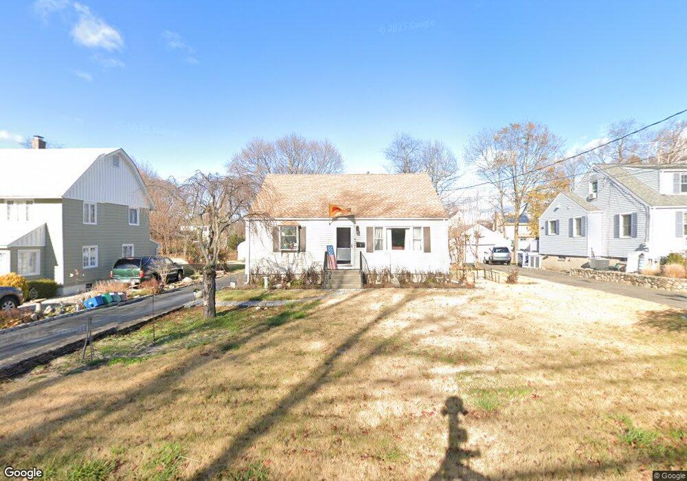 9 Hazel St, Norwalk, CT 06851 - photo 1