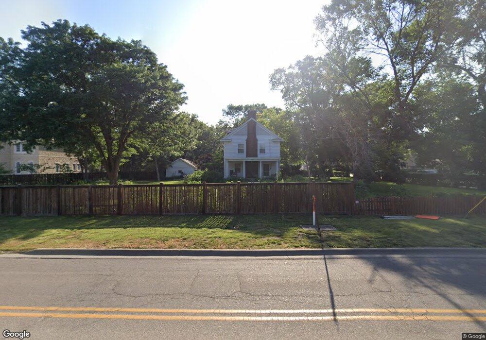 1701 SW MacVicar Ave, Topeka, KS 66604 - photo 1