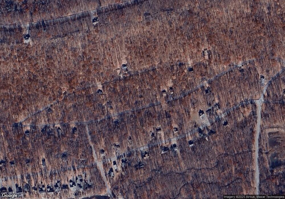 233 S Iroquois Cir, Hazleton, PA 18202 - photo 1