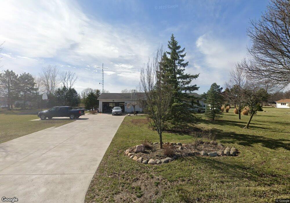 4573 N Thayer Rd, Lima, OH 45807 - photo 1