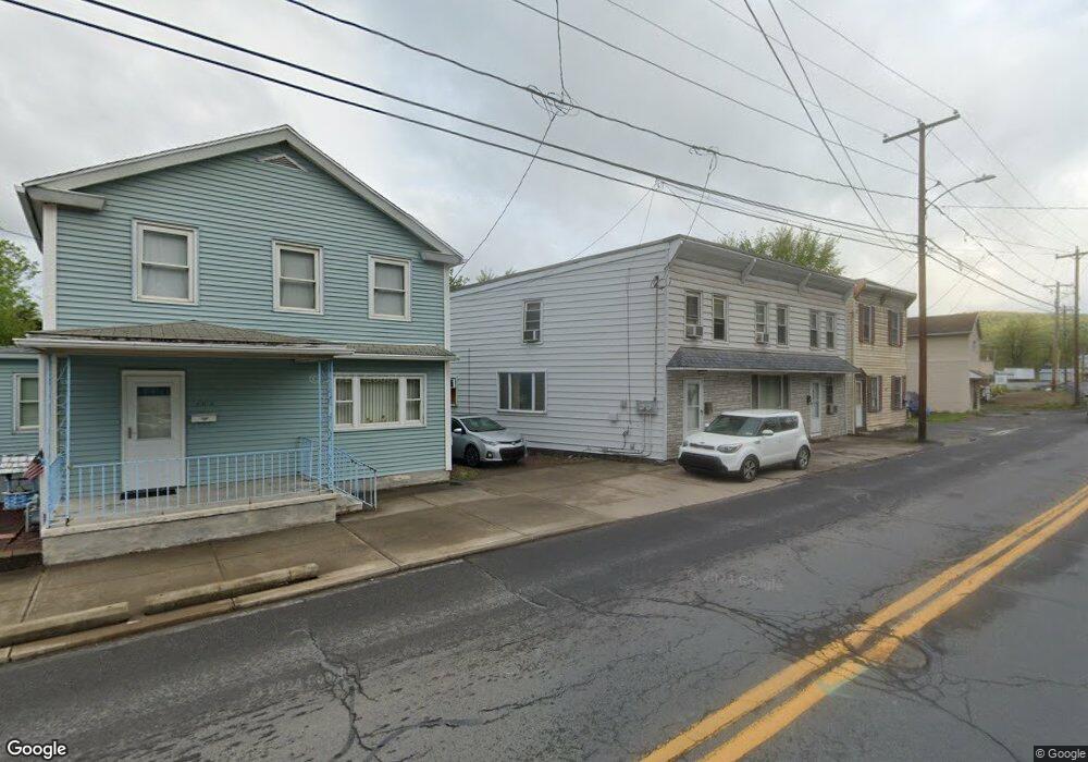 572 N Main St, Pittston, PA 18640 - photo 1