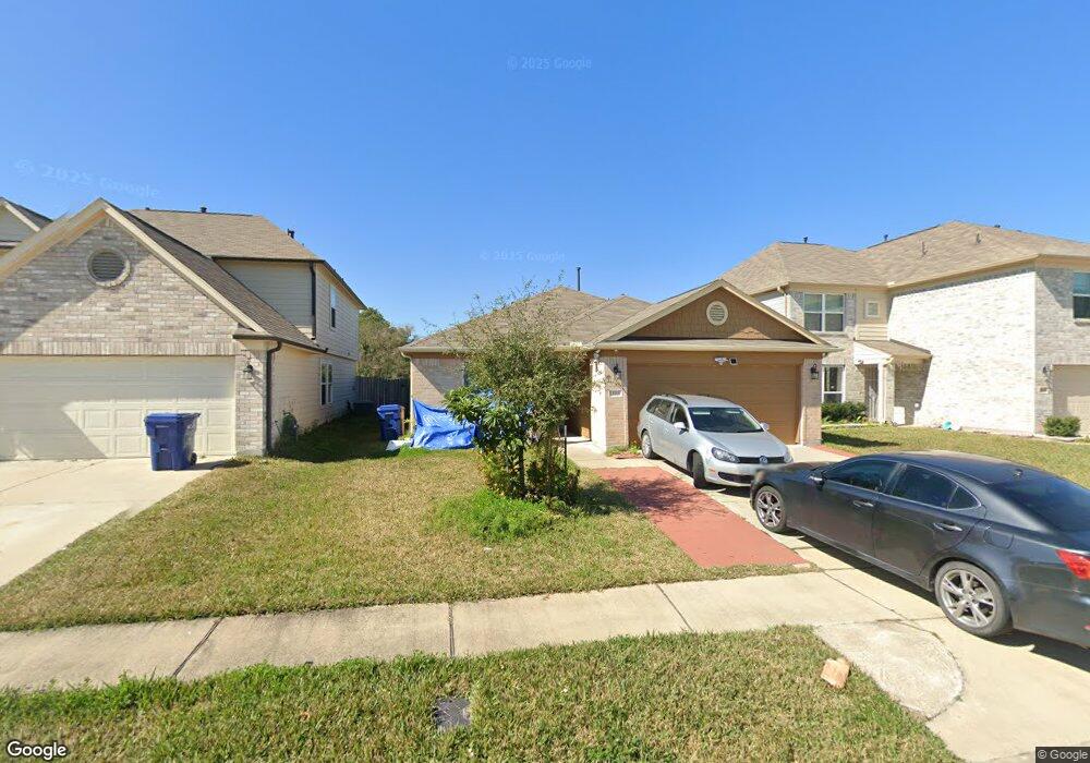 13515 W Red Birch Cir, Houston, TX 77038 - photo 1