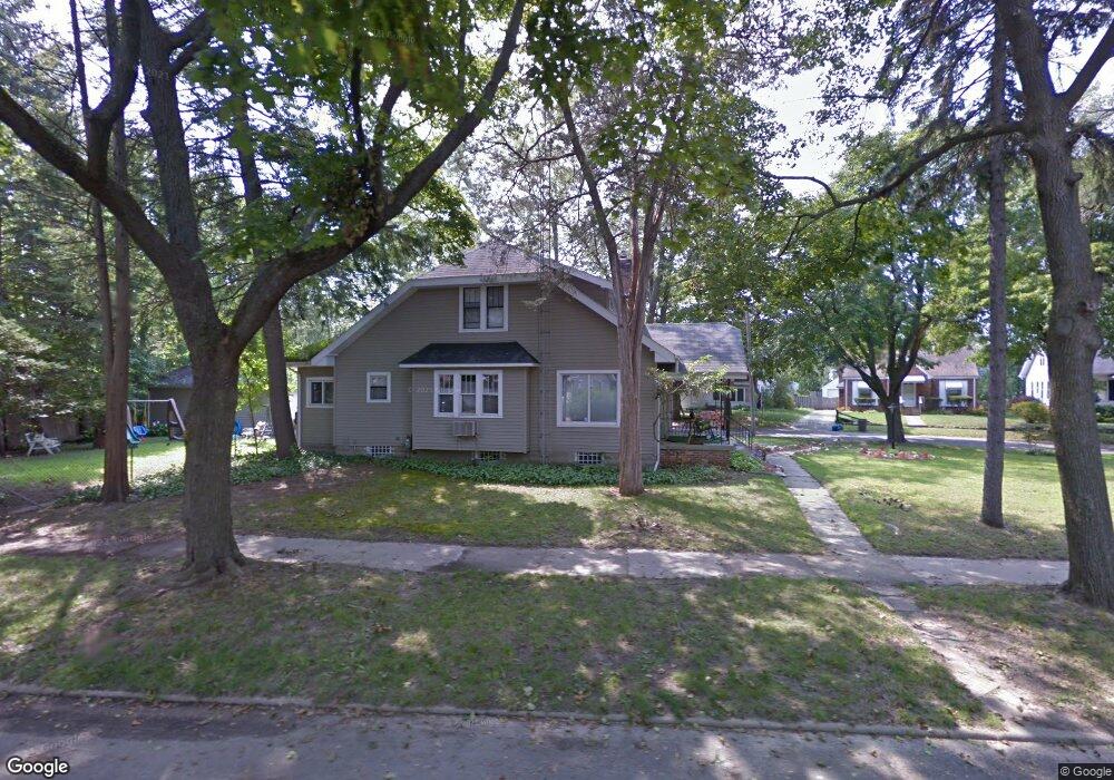 2039 Cartier St, Flint, MI 48504 - photo 1