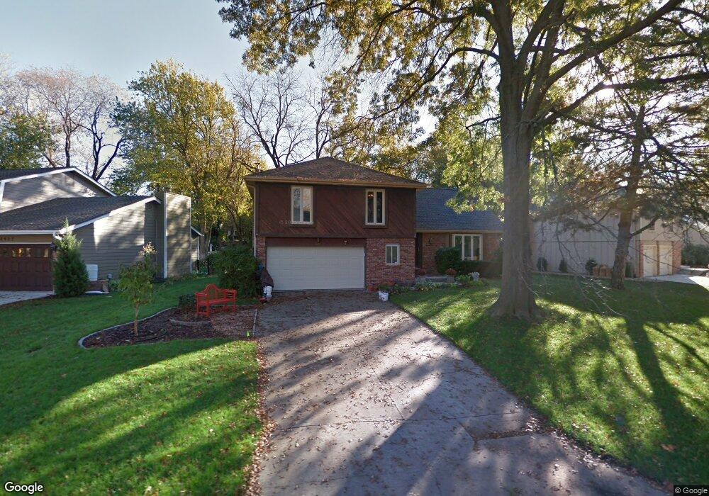 8911 Acuff Ln, Lenexa, KS 66215 - photo 1