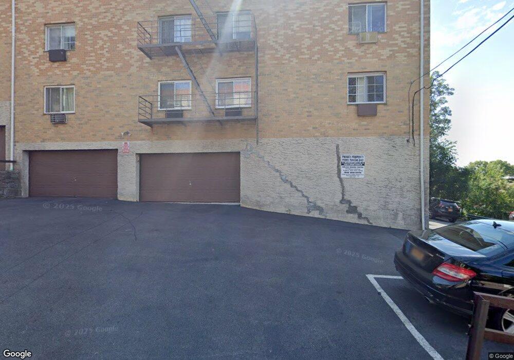 351 N Broadway unit 2 C, Yonkers, NY 10701 - photo 1