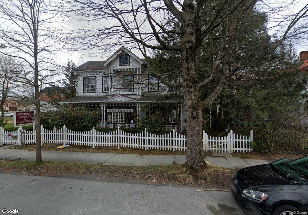 109 E Ann St, Milford, PA 18337 - photo 1