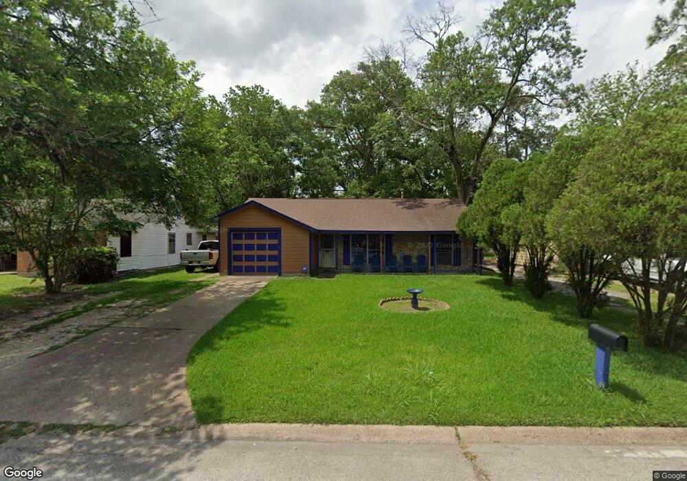 7247 Colton St, Houston, TX 77016 - photo 1