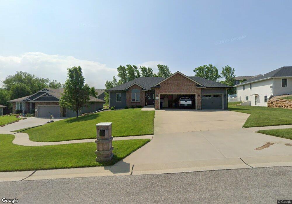 6209 SW 48th Place, Topeka, KS 66610 - photo 1