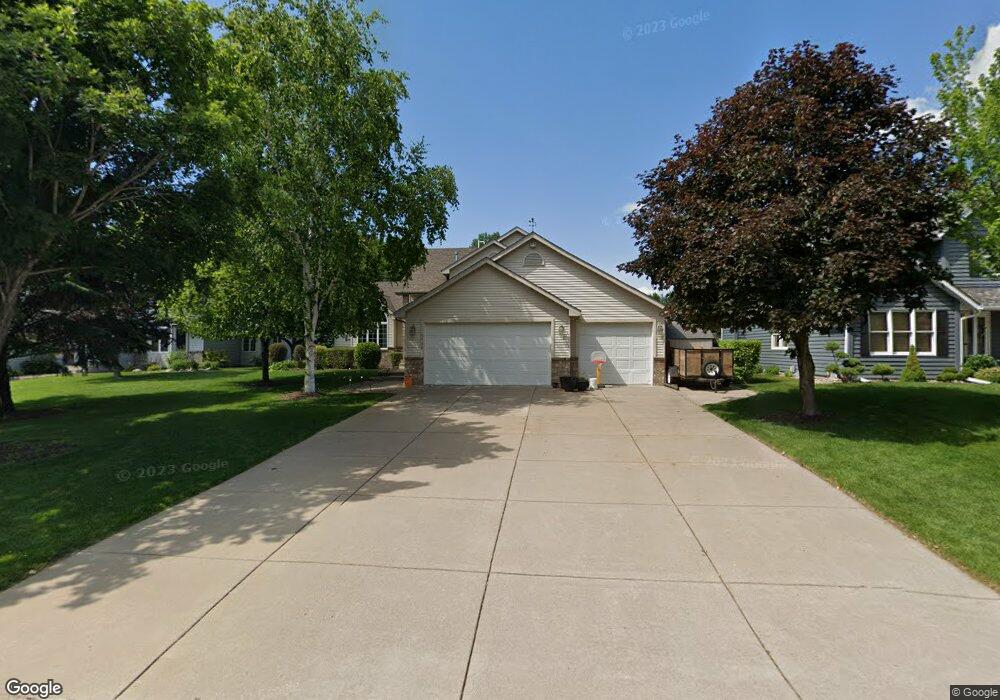 5790 Three Oaks Ave, Maple Plain, MN 55359 - photo 1