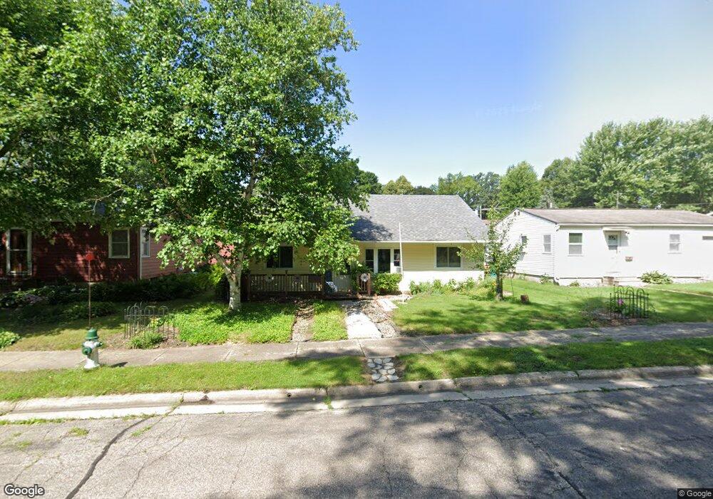 715 Columbus Ave, Albert Lea, MN 56007 - photo 1