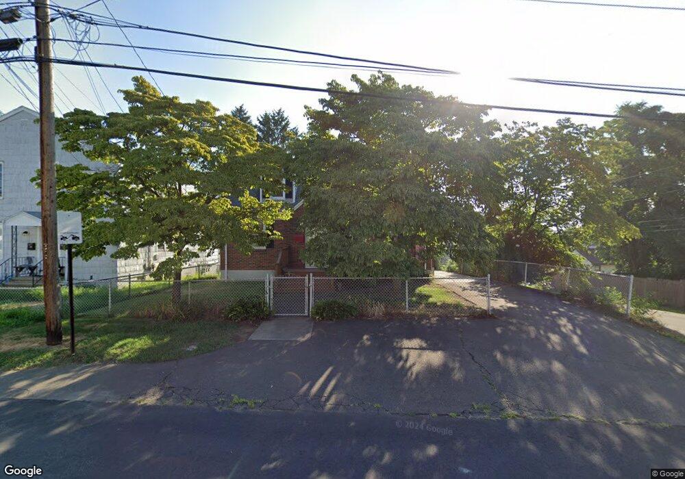 214 Sampson St, Bridgeport, CT 06606 - photo 1