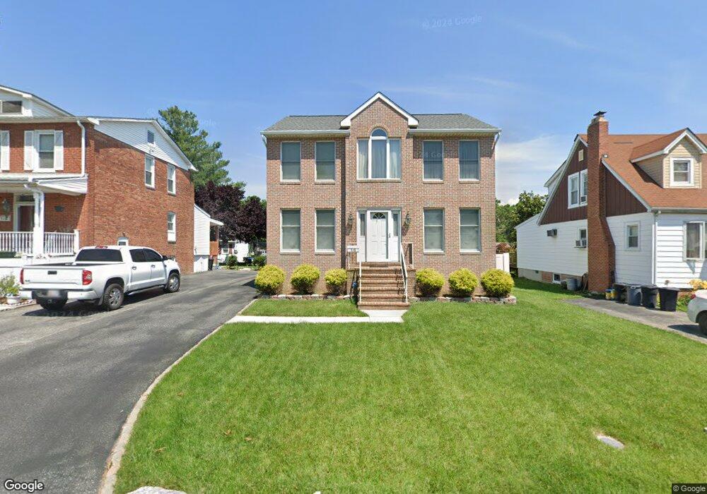 712 Dorsey Ave, Essex, MD 21221 - photo 1