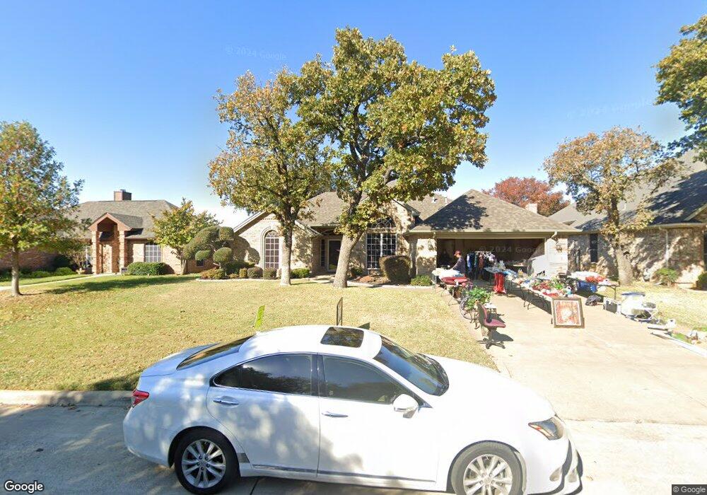 2609 Briargrove Dr, Hurst, TX 76054 - photo 1