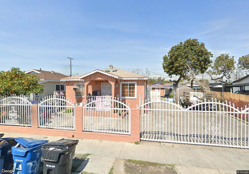 2049 E Hatchway St, Compton, CA 90222 - photo 1