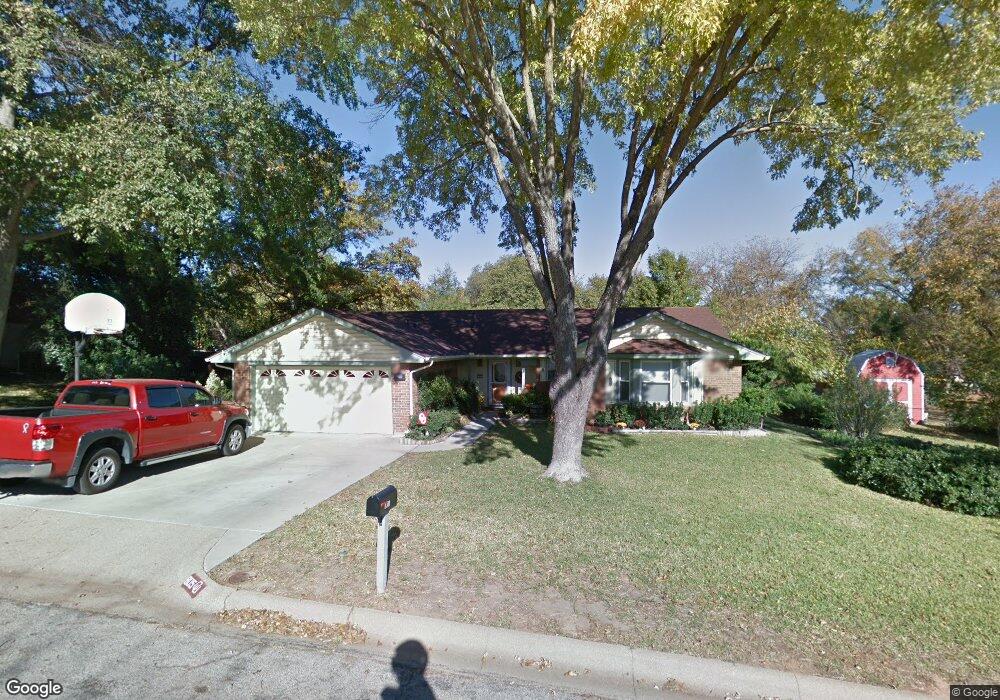 805 Terrace Dr, Weatherford, TX 76086 - photo 1