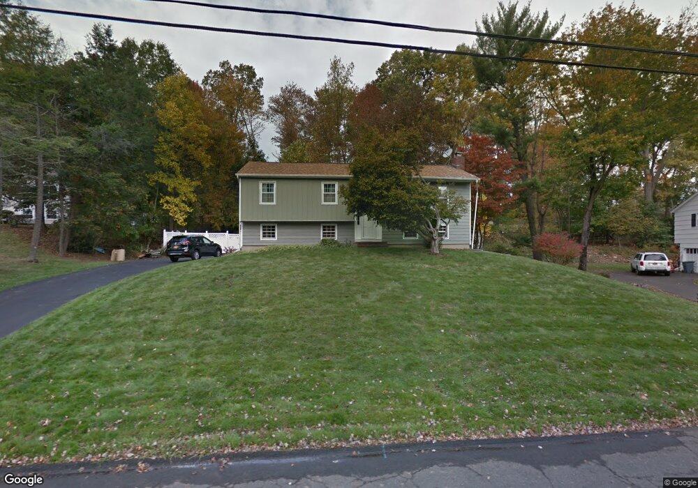 569 Babbling Brook Ln, Valley Cottage, NY 10989 - photo 1