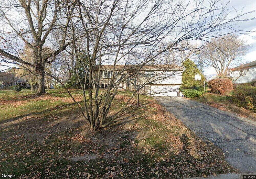 1030 Zange Dr, Algonquin, IL 60102 - photo 1