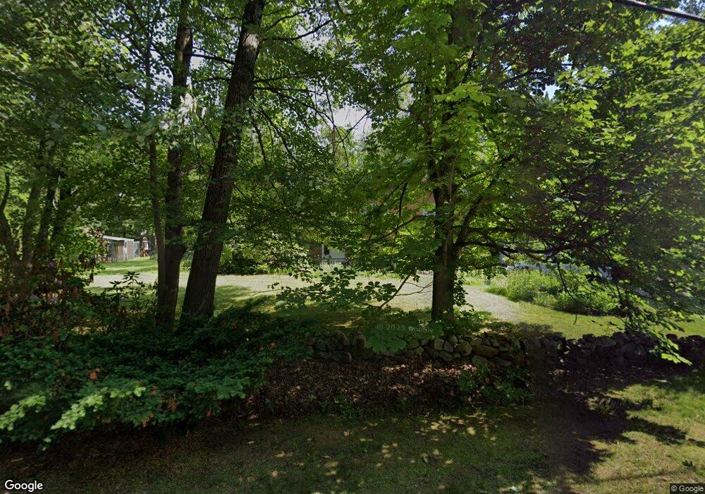 147 Litchfield Rd, Londonderry, NH 03053 - photo 1