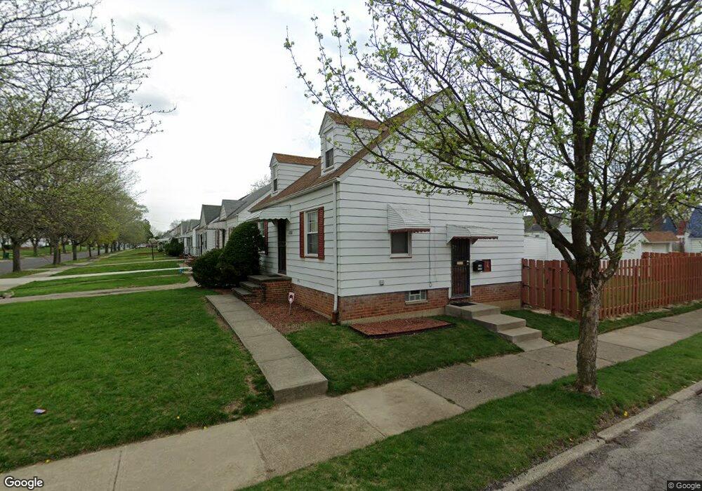 21202 Raymond St, Maple Heights, OH 44137 - photo 1