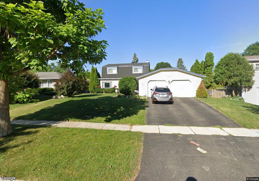 4507 Thorntree Ln, Rolling Meadows, IL 60008 - photo 1