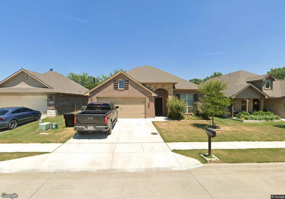 1018 Montrose Ave, Gainesville, TX 76240 - photo 1