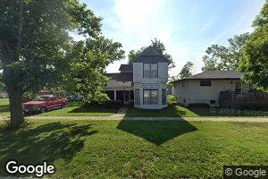 209 S 12th St, Wymore, NE 68466