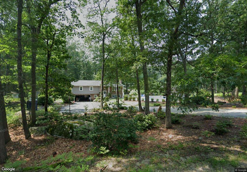 15 Ridgeview Dr, Hooksett, NH 03106 - photo 1