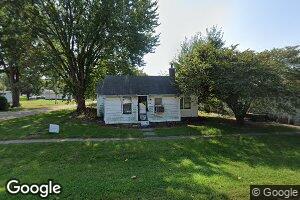 209 E Sycamore St, Gladstone, IL 61437