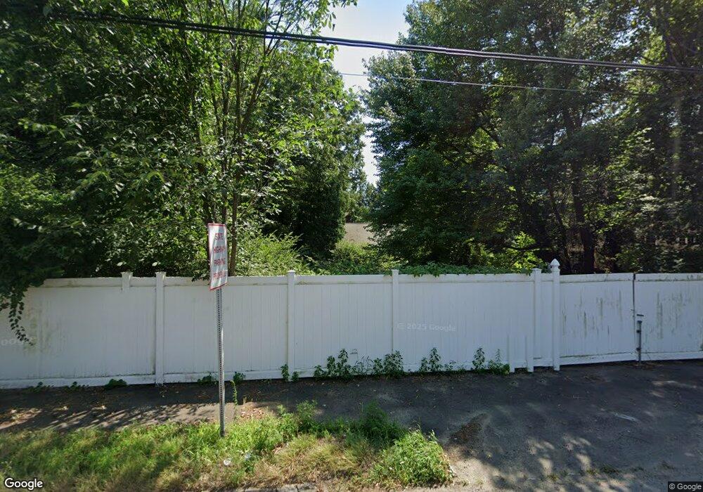 796 Worcester St, Wellesley, MA 02482 - photo 1