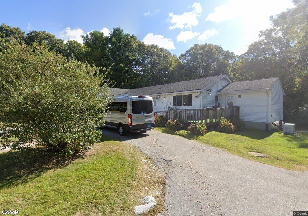 37 Arrowhead Dr, Ledyard, CT 06339 - photo 1