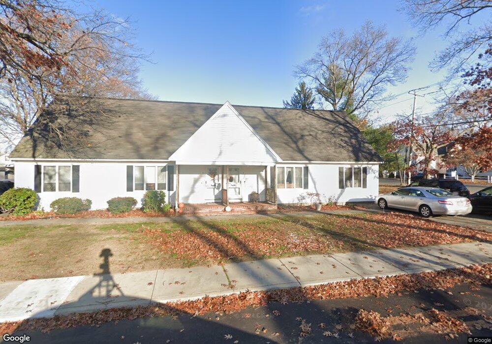 2 Foxcroft St unit 1, Lawrence, MA 01843 - photo 1