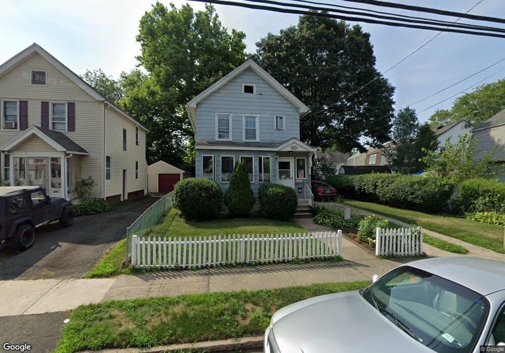 104 Brown St, West Haven, CT 06516 - photo 1