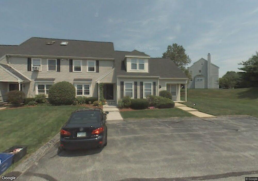 52 Riviera Rd, Hudson, NH 03051 - photo 1