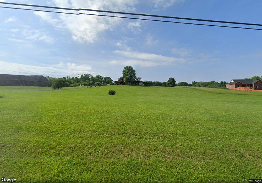 743 Shelbyville Rd, McMinnville, TN 37110 - photo 1