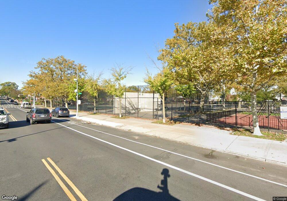 6100 Utopia Pkwy, Fresh Meadows, NY 11365 - photo 1