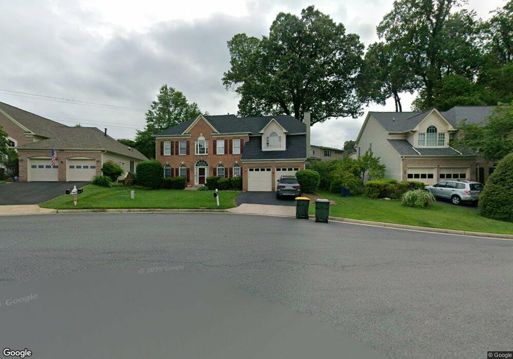 9384 Colbert Ct, Fairfax, VA 22032 - photo 1