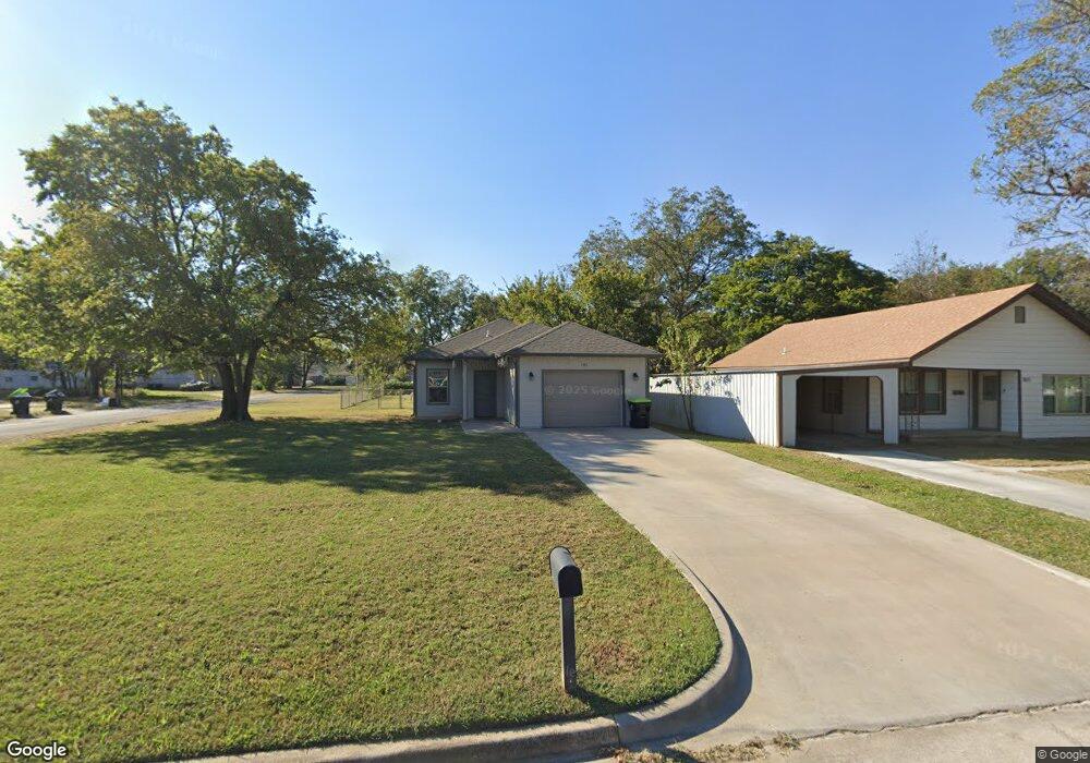 701 W 19th St, Ada, OK 74820 - photo 1