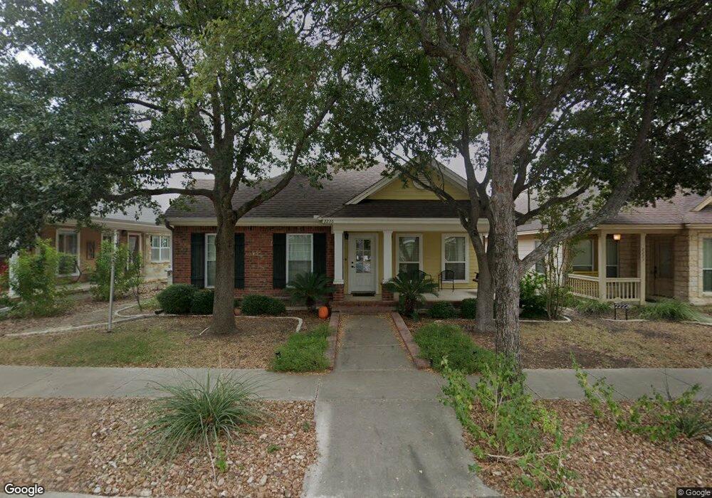 2226 Gruene Lake Dr, New Braunfels, TX 78130 - photo 1