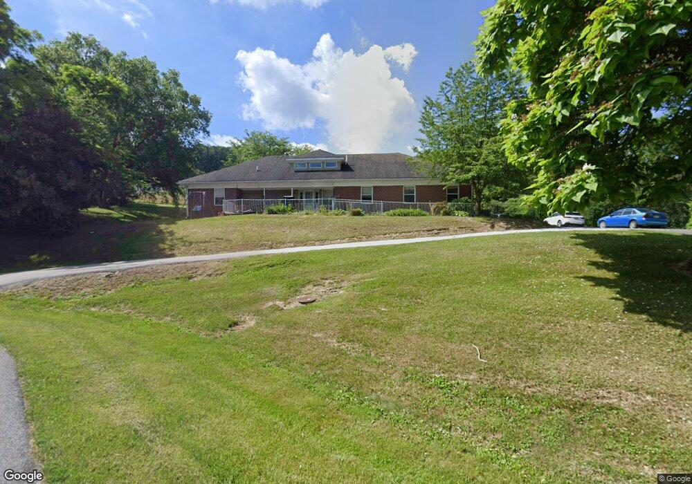 22913 Berry Cir, Smithsburg, MD 21783 - photo 1