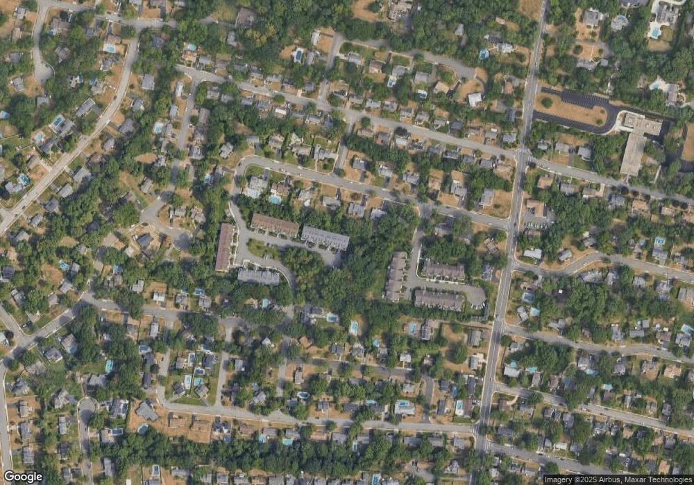 32 Masterson Ct, Waldwick, NJ 07463 - photo 1