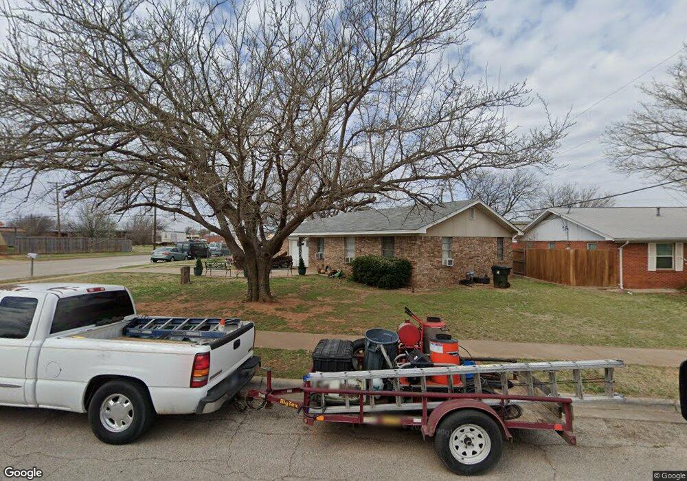 3816 Parker Blvd unit IOWA, Wichita Falls, TX 76302 - photo 1
