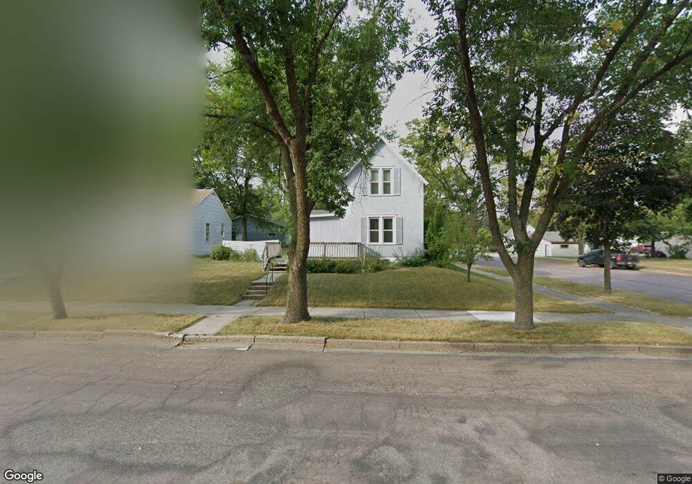 827 N Franklin St, New Ulm, MN 56073 - photo 1