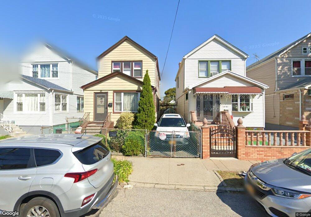 11045 158th St, Jamaica, NY 11433 - photo 1