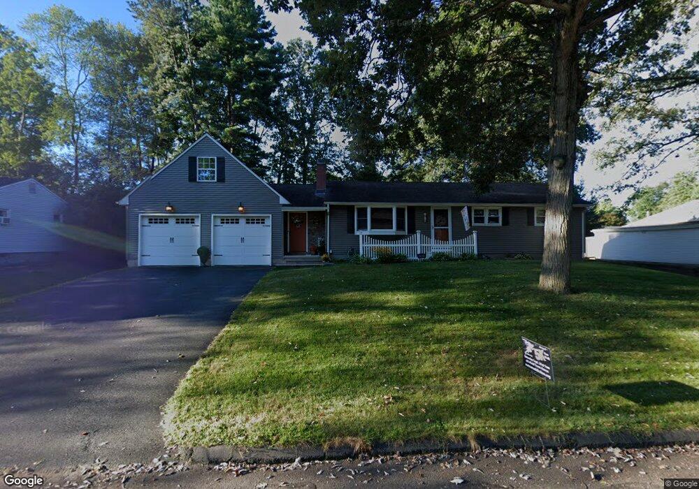 8 Guild St, Enfield, CT 06082 - photo 1